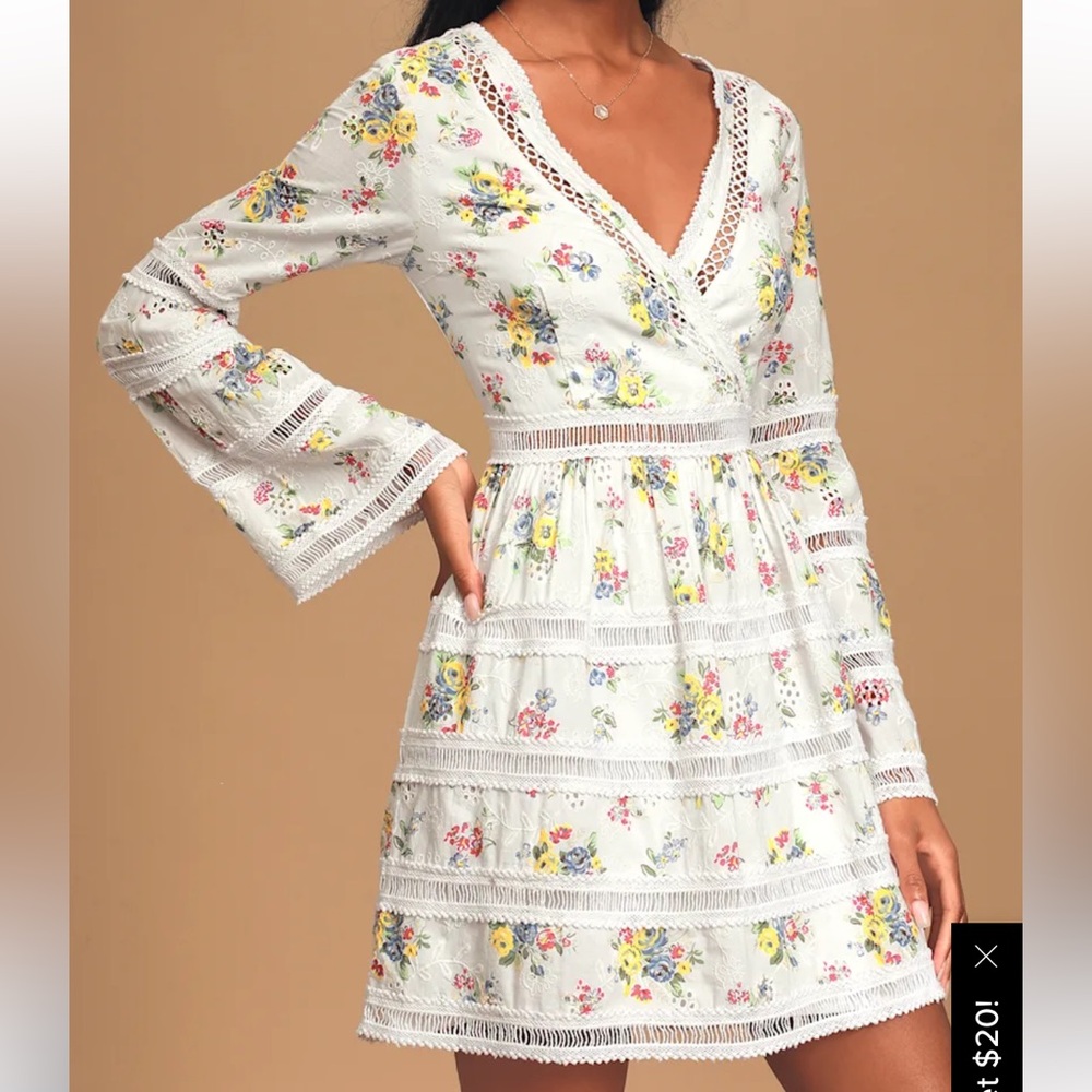 Lulus Spring to Mind White Floral Print Eyelet Lace Mini Dress Size Womens Small
